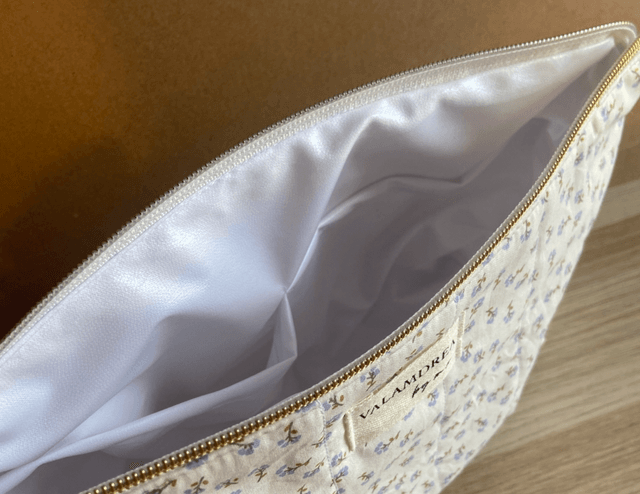 Trousse de toilette fleurie