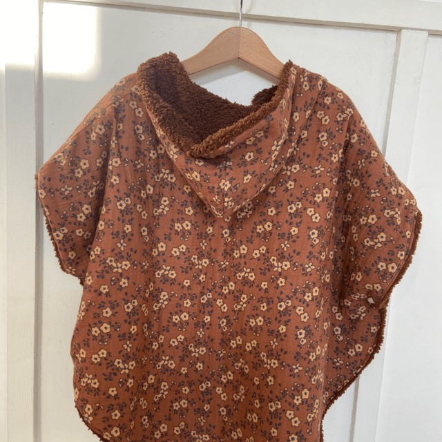Poncho Fleury marron moumoute 