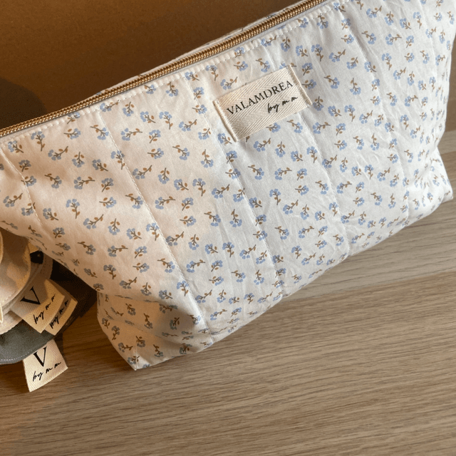 Trousse de toilette fleurie